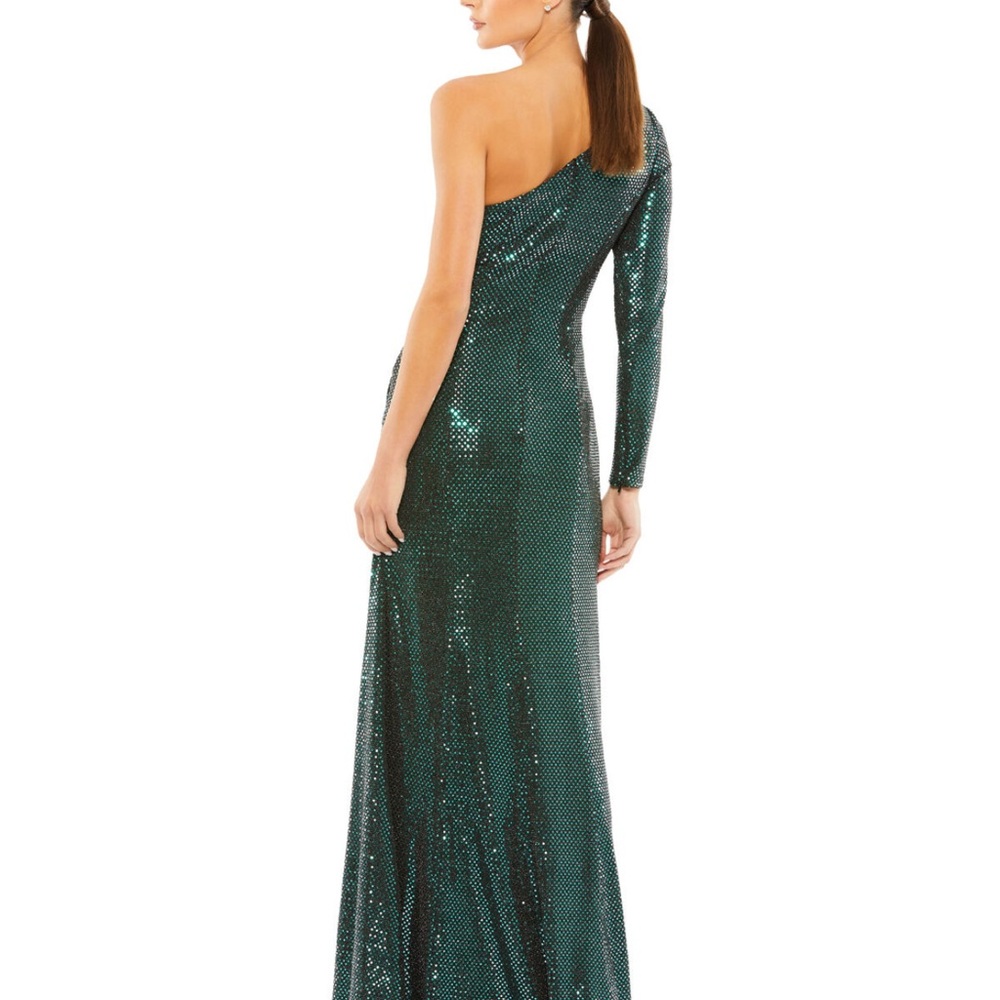 Mac Duggal Emerald One-Shoulder Gown - Picture 3 of 8